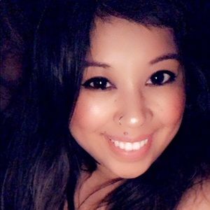 Meet your Posher, Jacquelyn